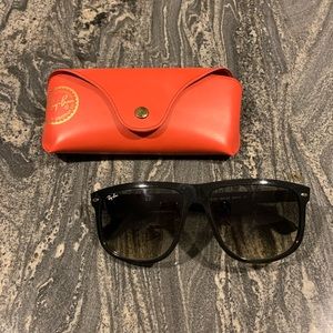 Ray-Ban Women’s Sunglasses
